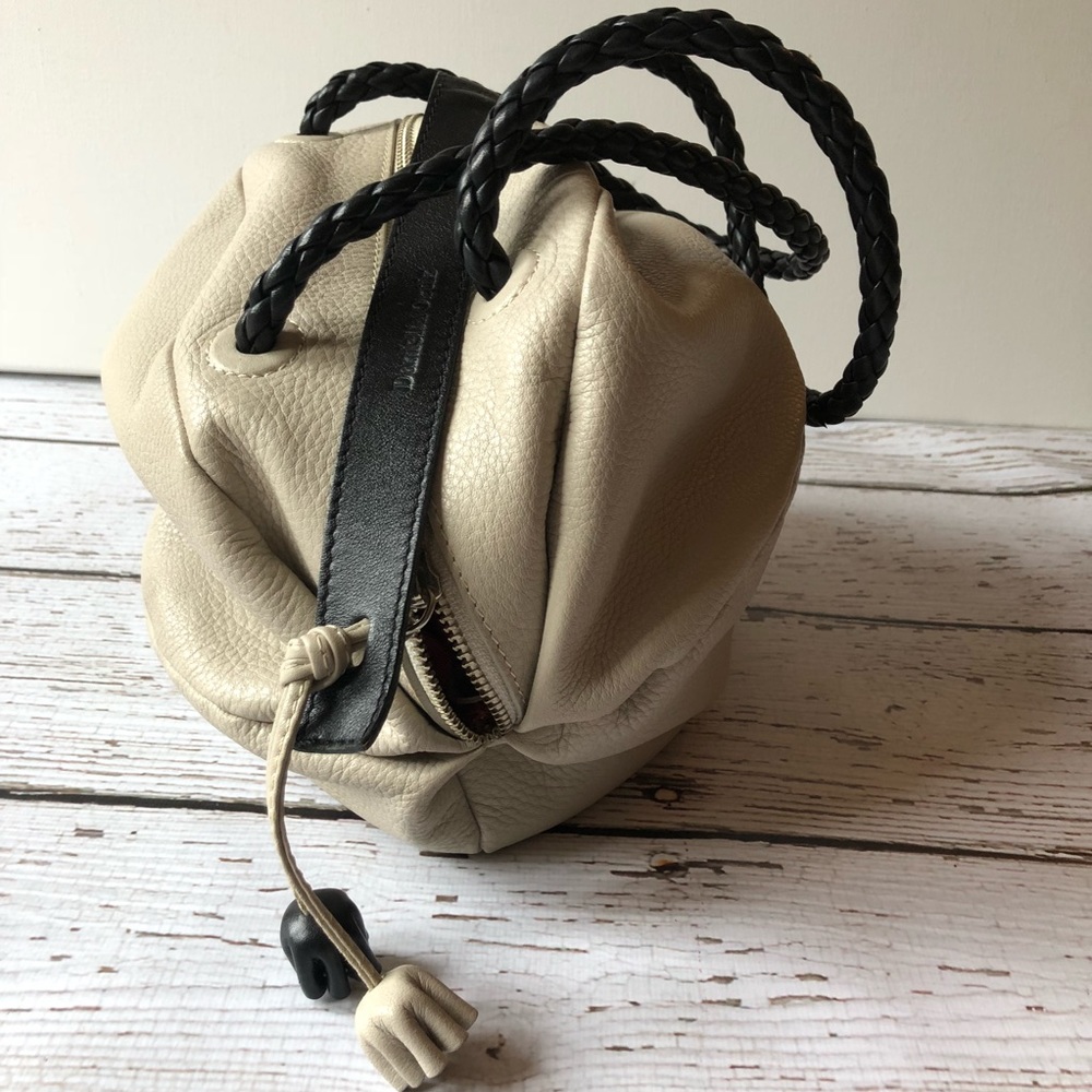 Authentic Daniella Ortiz Genuine Leather Bag. - Picture 8 of 8